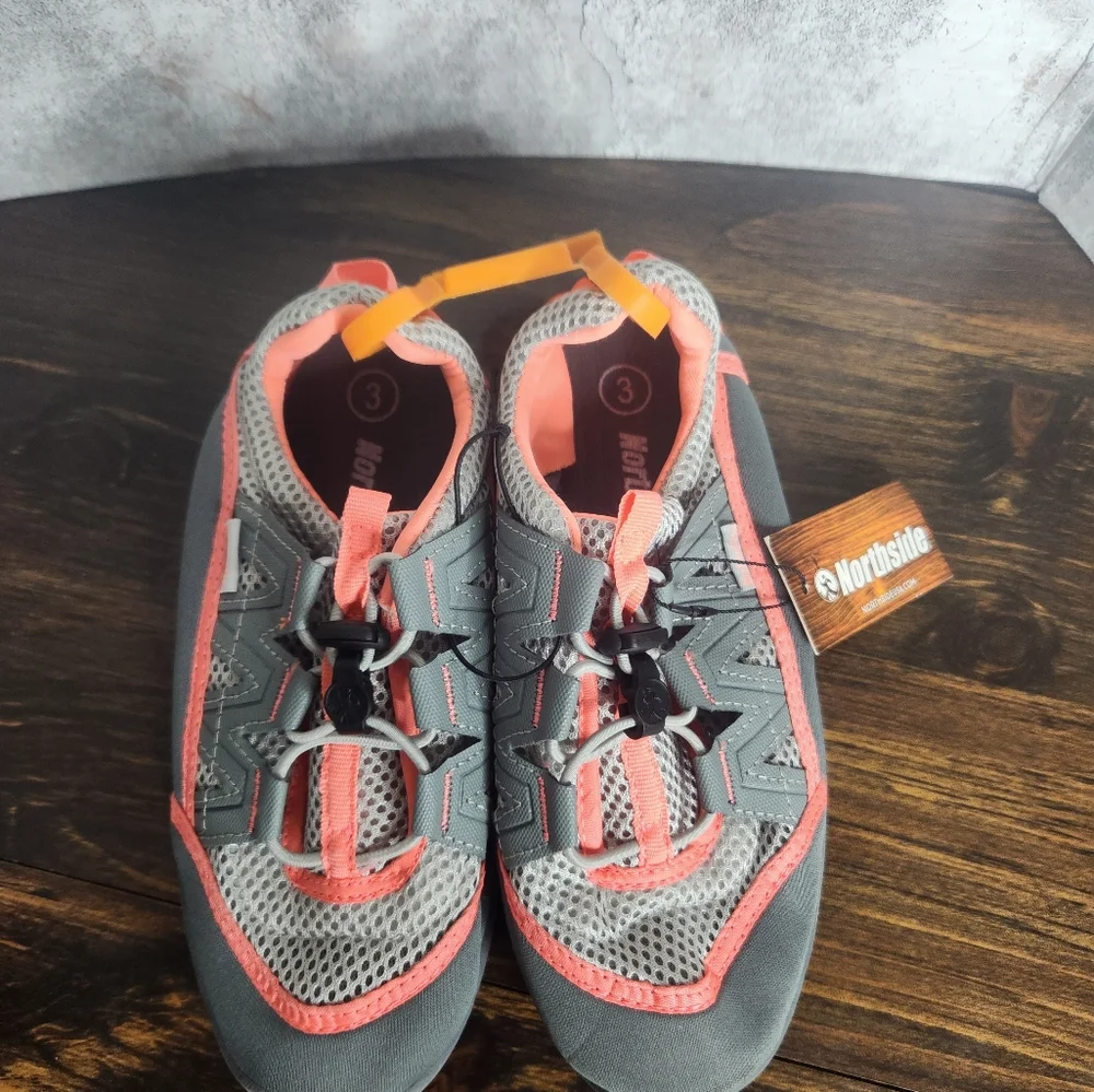 Northside | Gray & Pink Watershoes | Youth Size 3